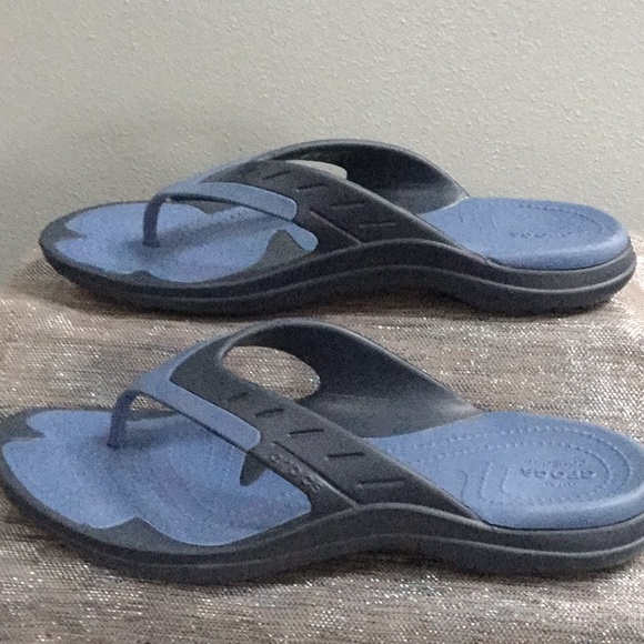 CROCS Shoes - Crocs woman’s 10, men’s 8 CROCS Shoes - Crocs woman’s 10, men’s 8
